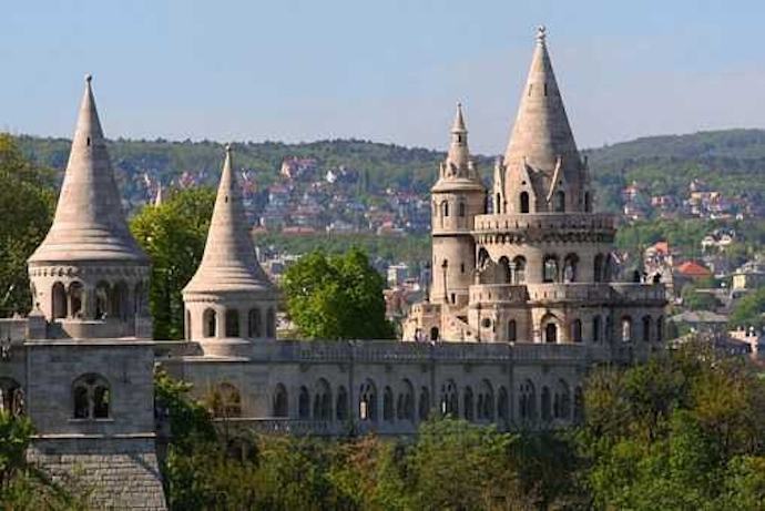Lovely Budapest Hungary Honeymoon Package