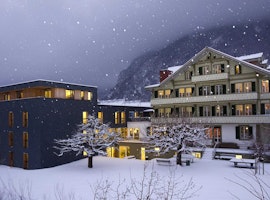 Best 10 day Pune to Switzerland Packages
