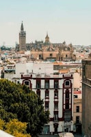 A 9 day Spain honeymoon itinerary for those in love 