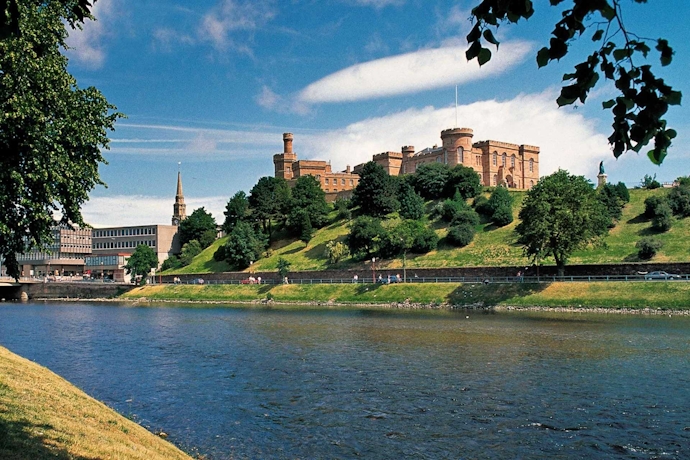 Adorable 7 Nights London Scotland Tour Package From Delhi 