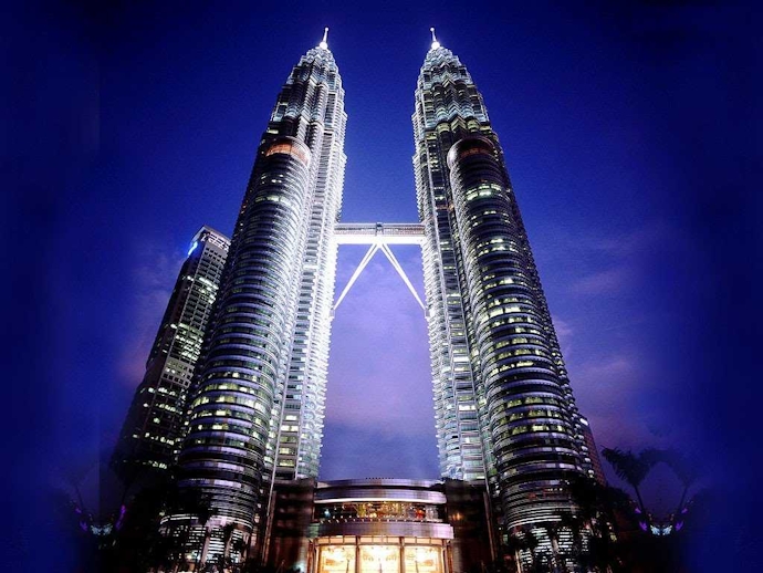 Spectacular 8 Nights Malaysia Trip Packages From Bangalore