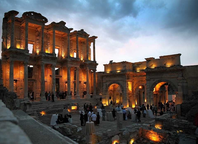 Exquisite Pamukkale Ephesus Antalya Istanbul Goreme Package