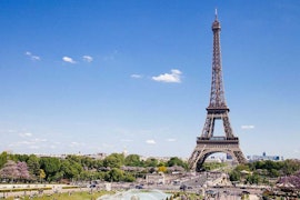 The most romantic 8 day Paris honeymoon itinerary
