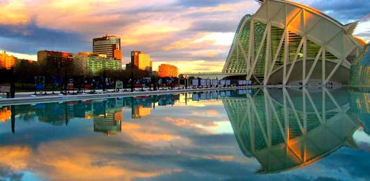 10-nights-11-days-Valencia-Barcelona-Seville-Honeymoon-Package