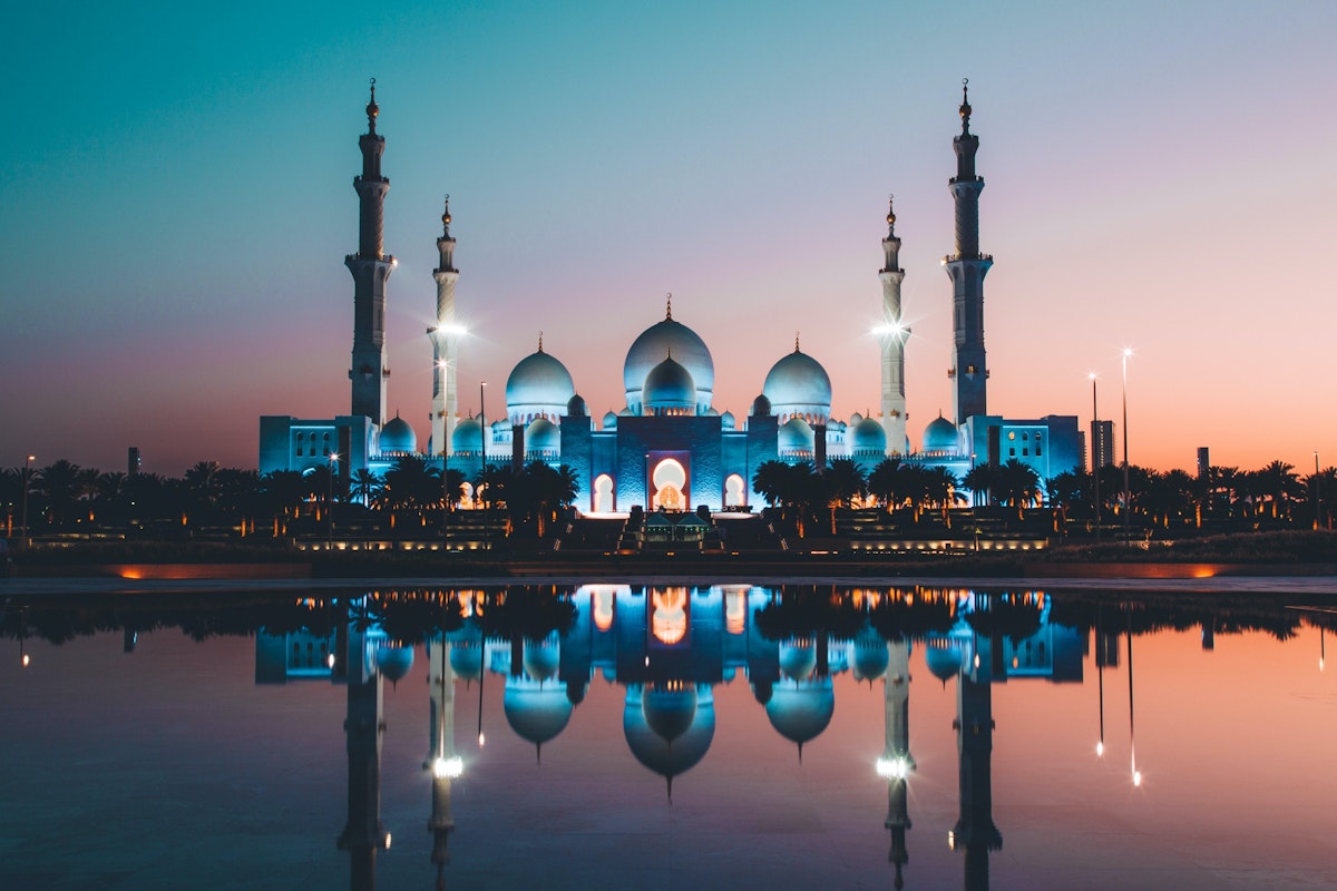 Abu Dhabi Honeymoon Packages