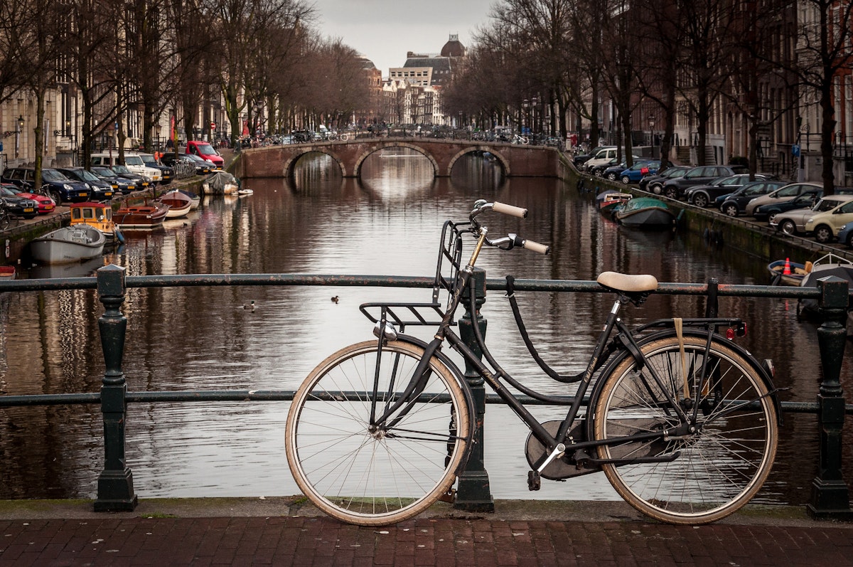 Cycling In Amsterdam Tour Packages