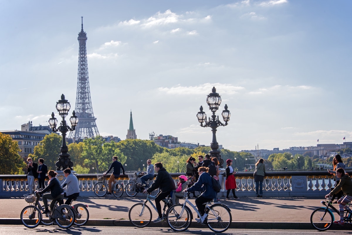 Cycling In Paris Tour Packages